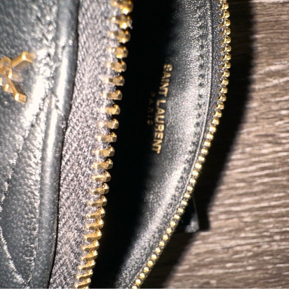 NWT - SADE TRIANGLE COIN PURSE IN LAMBSKIN - Picture 5 of 15